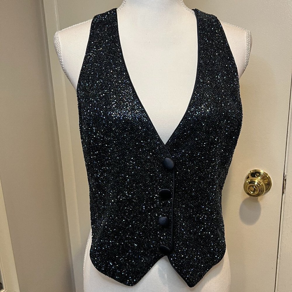 NWT Lafayette 148 New York Navy Blue  Silk Beaded vest, Size 8